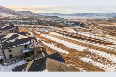 6008 N Fairview Drive, Heber City, UT 84032 - Photo 4