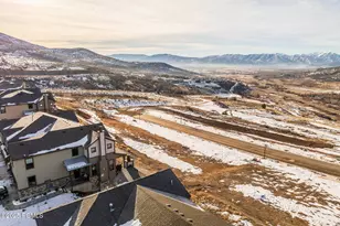 6008 N Fairview Dr, Heber City, UT 84032 - Photo 4