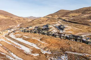 6008 N Fairview Dr, Heber City, UT 84032 - Photo 10