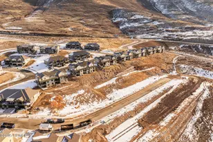 6008 N Fairview Dr, Heber City, UT 84032 - Photo 12