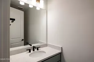 6028 N Fairview Dr, Heber City, UT 84032 - Photo 34