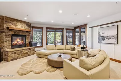 8562 Ranch Club Court, Park City, UT 84098 - Photo 12