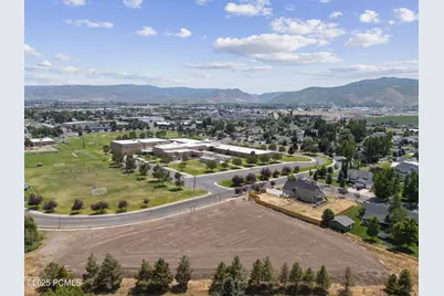 828 S School House Way, Heber City, UT 84032 - Photo 2