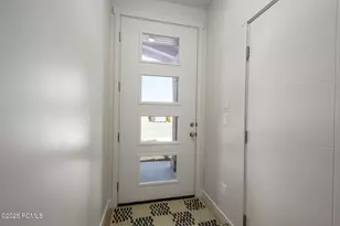 2083 Pinnacle Ln, Heber City, UT 84032 - Photo 2