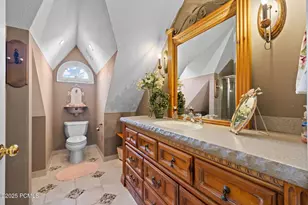 2238 E Cottonwood Cove Ln, Cottonwood Heights, UT 84121 - Photo 76