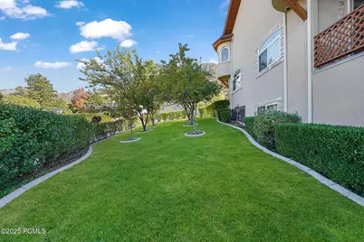 8504 Kings Hill Drive, Cottonwood Heights, UT 84121 - Photo 70