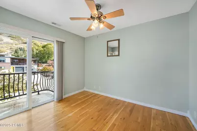 8504 Kings Hill Drive, Cottonwood Heights, UT 84121 - Photo 38