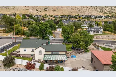 9547 N Canyon Road, Cedar Hills, UT 84062 - Photo 8