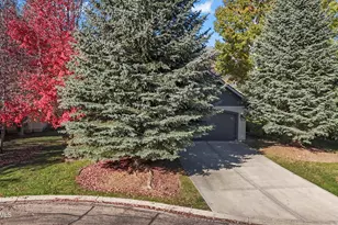 1097 N Matterhorn Ct, Midway, UT 84049 - Photo 2