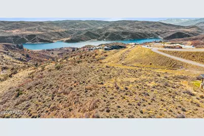 9322 N Sleeping Rock Circle, Kamas, UT 84036 - Photo 14