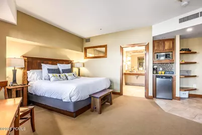 3720 N Sundial Court #B203, Park City, UT 84098 - Photo 18
