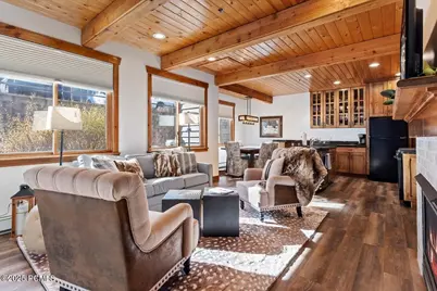 568 Deer Valley Drive #8b, Park City, UT 84060 - Photo 4