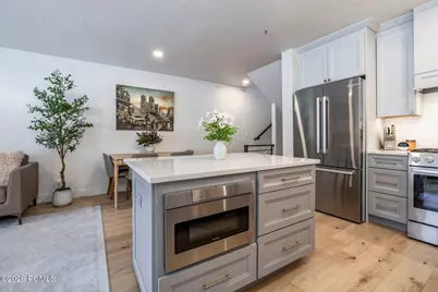 690 Deer Valley Drive #Unit 11, Park City, UT 84060 - Photo 4