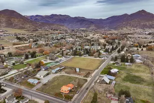 360 N 200 N, Midway, UT 84049 - Photo 40