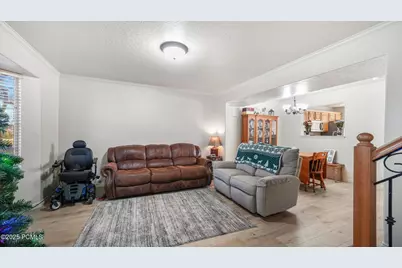 890 N Hamlet Cir. Circle, Midway, UT 84049 - Photo 2