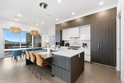 2752 High Mountain Road #1102, Park City, UT 84098 - Photo 8