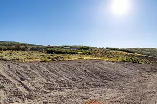 1241 E Wildflower Cir, Heber City, UT 84032 - Photo 10