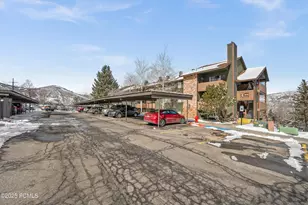 6915 W 2200, Park City, UT 84098 - Photo 28