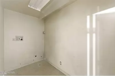 11551 S Woodhampton Drive, Sandy, UT 84092 - Photo 68