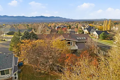 11551 S Woodhampton Drive, Sandy, UT 84092 - Photo 8