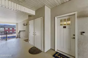 1051 S 500 E, Heber City, UT 84032 - Photo 2