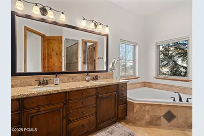 946 S Meadowlark Lane, Huntsville, UT 84317 - Photo 42