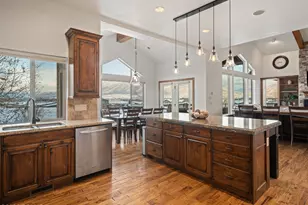 946 S Meadowlark Ln, Huntsville, UT 84317 - Photo 30