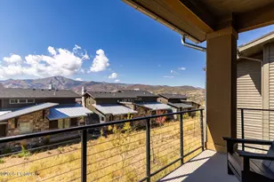 11691 N Shoreline Dr, Hideout, UT 84036 - Photo 38