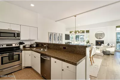 2510 Deer Valley Drive #C21, Park City, UT 84060 - Photo 14