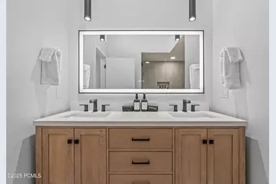 3720 N Sundial Court #B517, Park City, UT 84098 - Photo 22