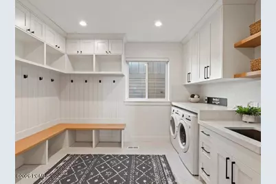 746 E 6300 East, Huntsville, UT 84317 - Photo 16