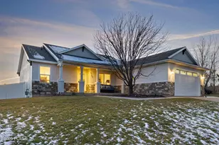 5167 Rodeo Cir, Oakley, UT 84055 - Photo 2
