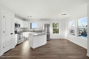 1716 W Fox Bay Dr, Heber City, UT 84032 - Photo 6