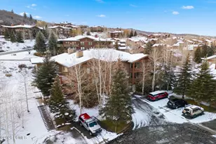 8251 Meadowview Ct, Park City, UT 84098 - Photo 2