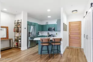 8251 Meadowview Ct, Park City, UT 84098 - Photo 4