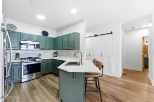 8251 Meadowview Ct, Park City, UT 84098 - Photo 10