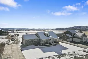 45 W 3155 N, Marion, UT 84036 - Photo 2