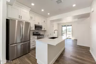 2002 W Pointe Dr, Heber City, UT 84032 - Photo 6