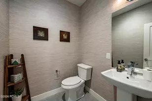 1562 E Lone Peak Dr, Salt Lake City, UT 84117 - Photo 24