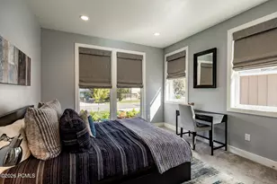 1562 E Lone Peak Dr, Salt Lake City, UT 84117 - Photo 18