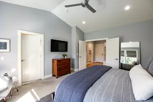 1562 E Lone Peak Dr, Salt Lake City, UT 84117 - Photo 26