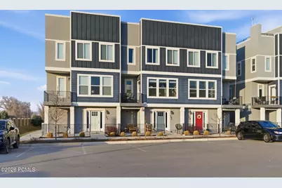 4752 S Hillhouse Cove, Murray, UT 84107 - Photo 2