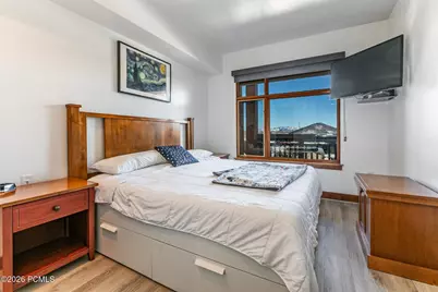 3720 N Sundial Court #B319, Park City, UT 84098 - Photo 12