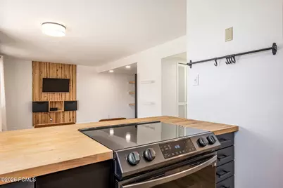 874 Schneitter Circle #Apt 5, Midway, UT 84049 - Photo 12