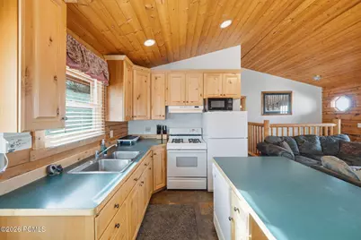 2258 Timber Lakes Drive, Heber City, UT 84032 - Photo 8