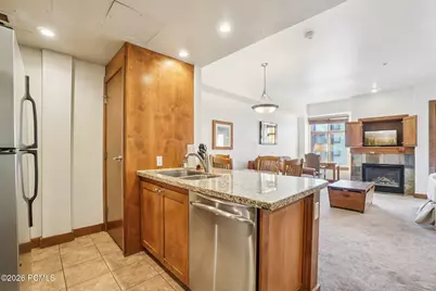 3720 N Sundial Court #B304, Park City, UT 84098 - Photo 12