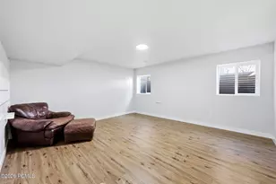 529 E Delno Cir, Salt Lake City, UT 84107 - Photo 24