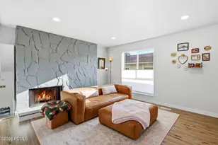 529 E Delno Cir, Salt Lake City, UT 84107 - Photo 4