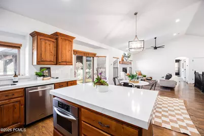 439 E Midlake Drive, Draper, UT 84020 - Photo 18