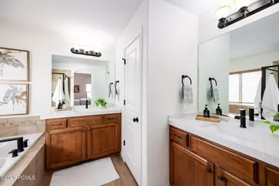 439 E Midlake Drive, Draper, UT 84020 - Photo 10